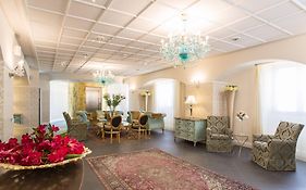 Marina Holiday & Spa